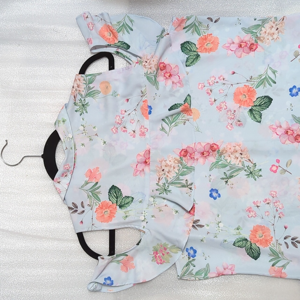 Express Women's Cold Shoulder Light Blue Floral Top Size Large - Picture 6 of 10